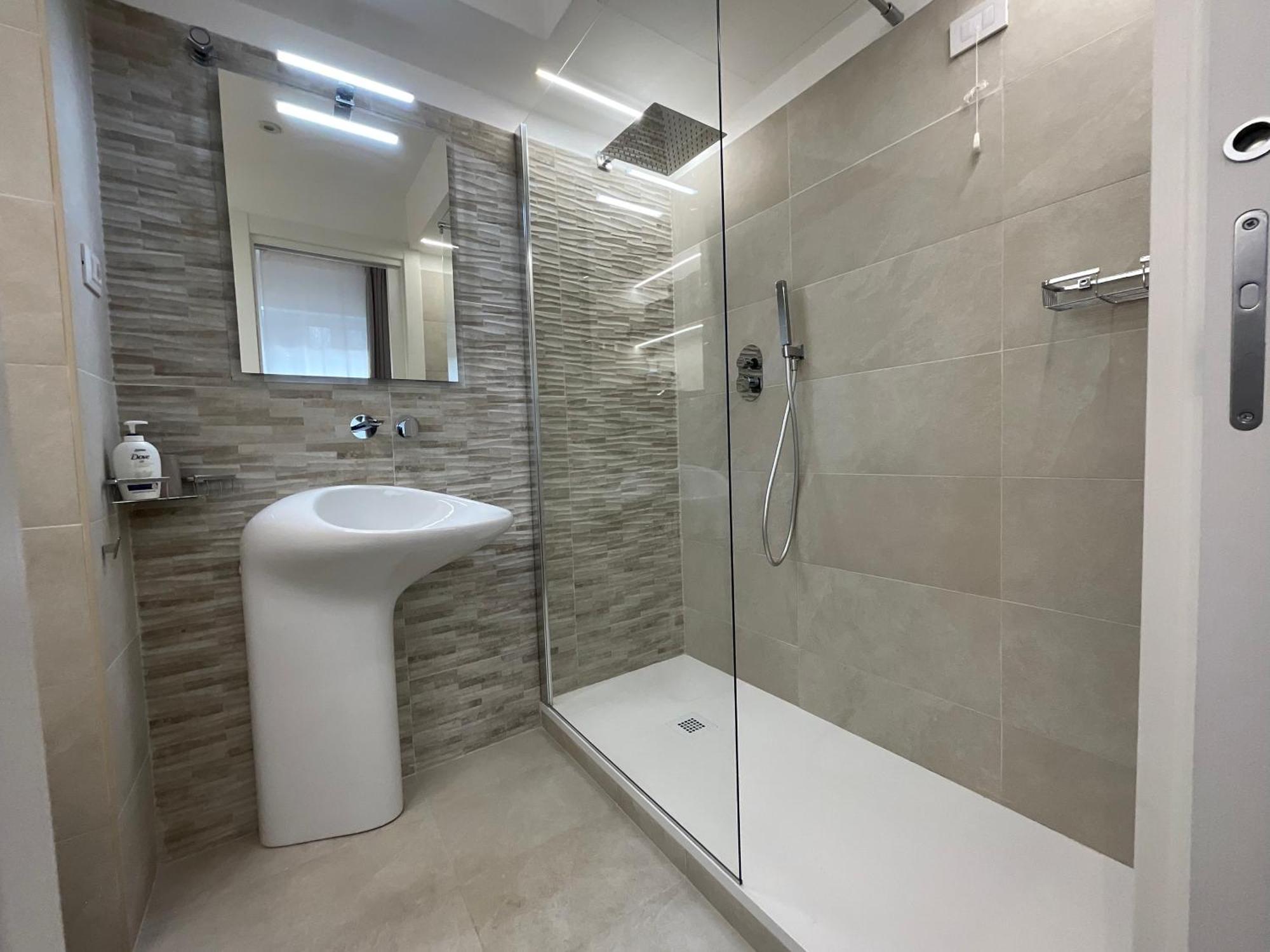 דירות רומא Bilocale San Giovanni Design Apartament מראה חיצוני תמונה