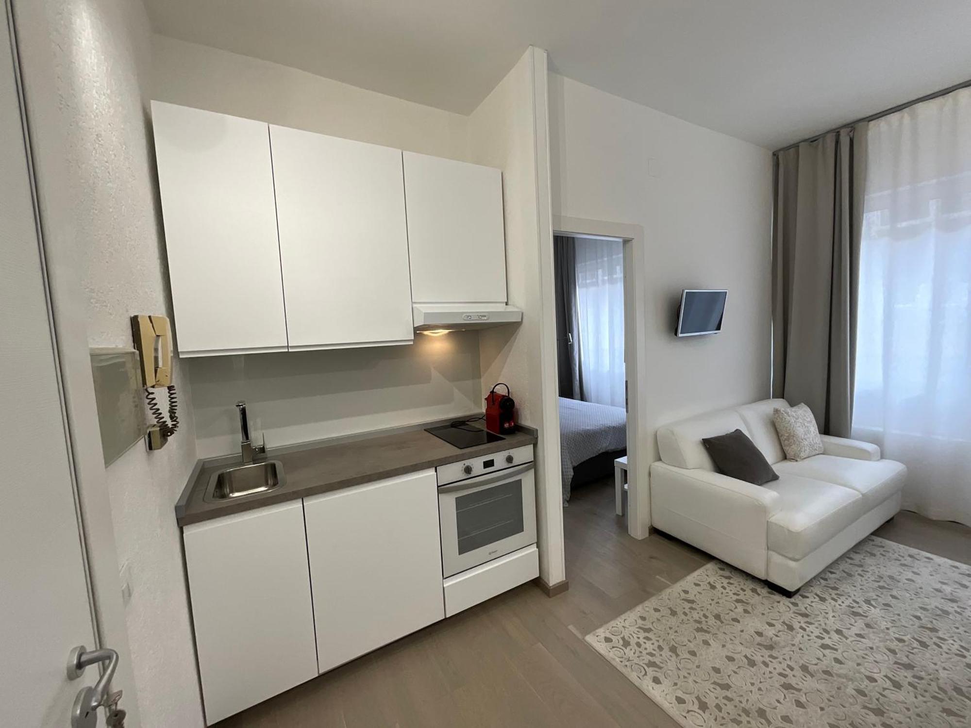 דירות רומא Bilocale San Giovanni Design Apartament מראה חיצוני תמונה